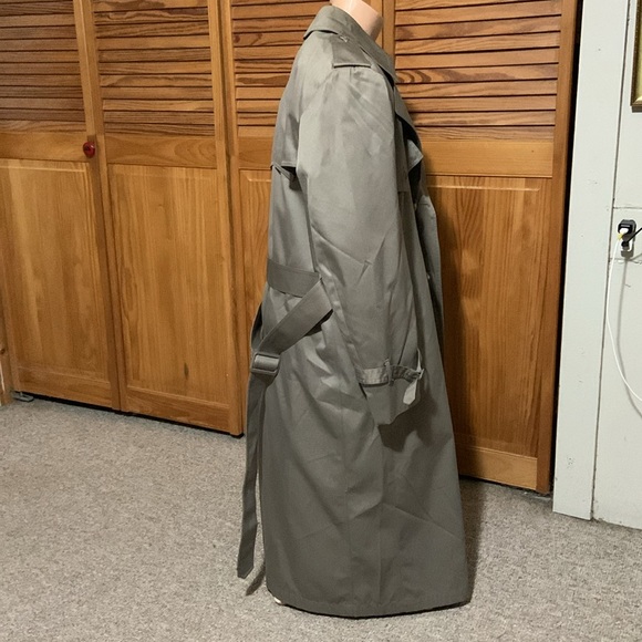 London Fog Towne trench coat 38 short with belt and fleece liner taupe excellent - Picture 7 of 15